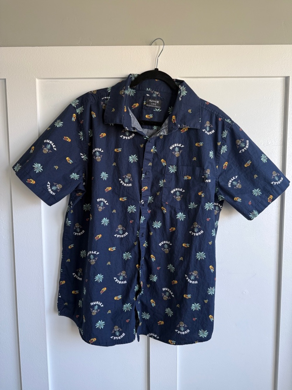 Hurley Navy Short-Sleeve Button-Down Shirt with Palm & Surf Motif